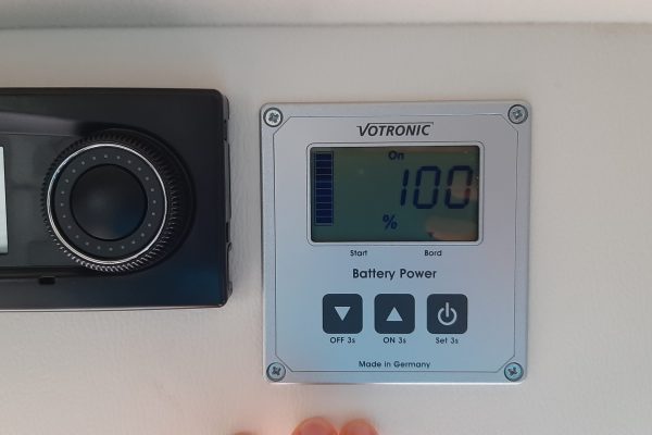 Batterie Monitor im Westfalia Columbus 540d Batterie Monitor im Westfalia Columbus 540d