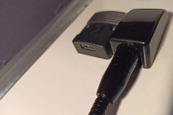 Westfalia Columbus USB-Steckdose AUfstelldach ProCar