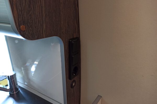 Westfalia Columbus USB-Steckdose Lichtschalter Heckbett Küche