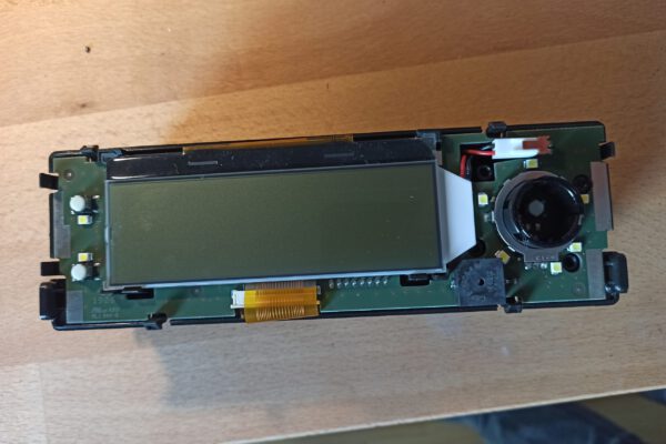 Westfalia_Columbus_Smart_Home_Camper_Homematic_ESP32_MCP2515_CA_Bedienteil_Zerlegt