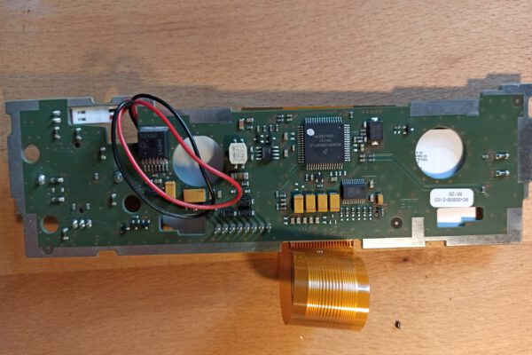 Westfalia_Columbus_Smart_Home_Camper_Homematic_ESP32_MCP2515_CA_Bedienteil_Zerlegt_Rückseite